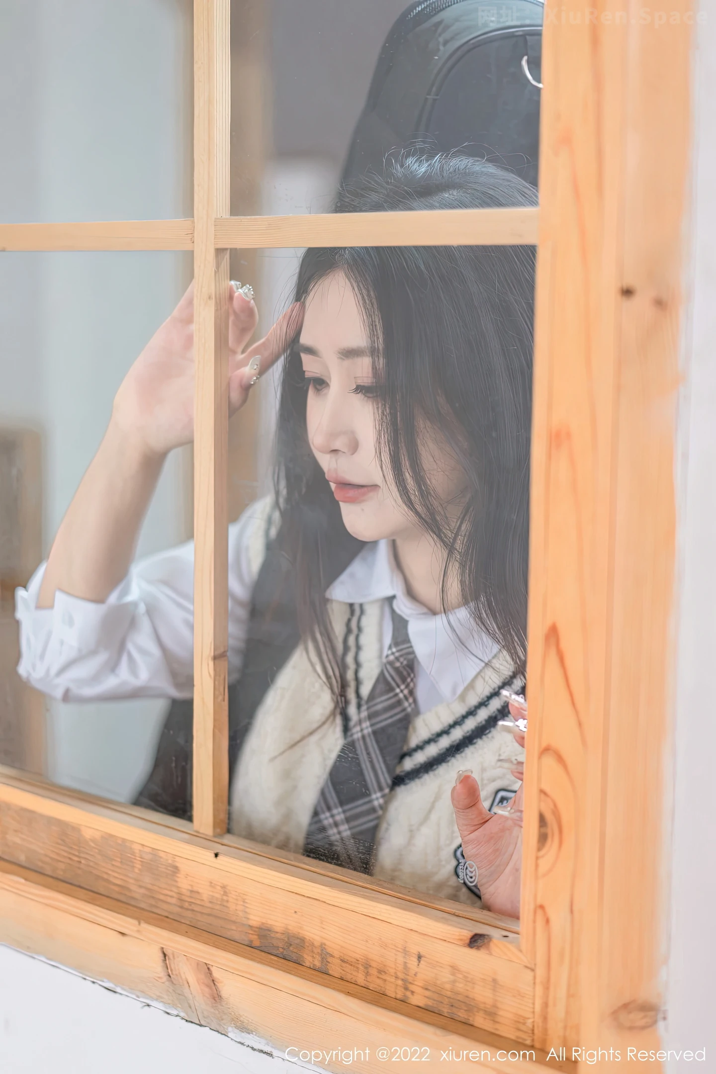 图片[5]-[XiuRen秀人网] VOL.5970 模特Laura阿姣性感学妹短裙制服露白色内衣秀曼妙身姿迷人写真99P-秀人网官方网站